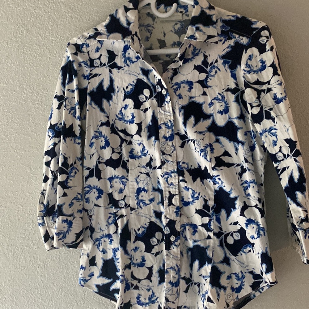 New York And Co button up